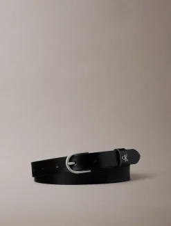 Afgeronde riem met gesp met monogram