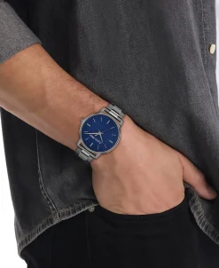Armbandhorloge met getextureerde wijzerplaat