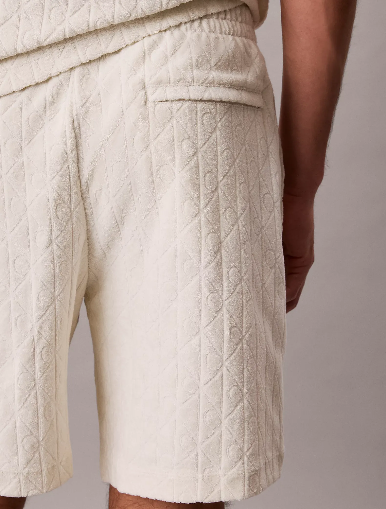 Badstoffen short met logo embleem