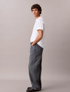 Baggy jeans