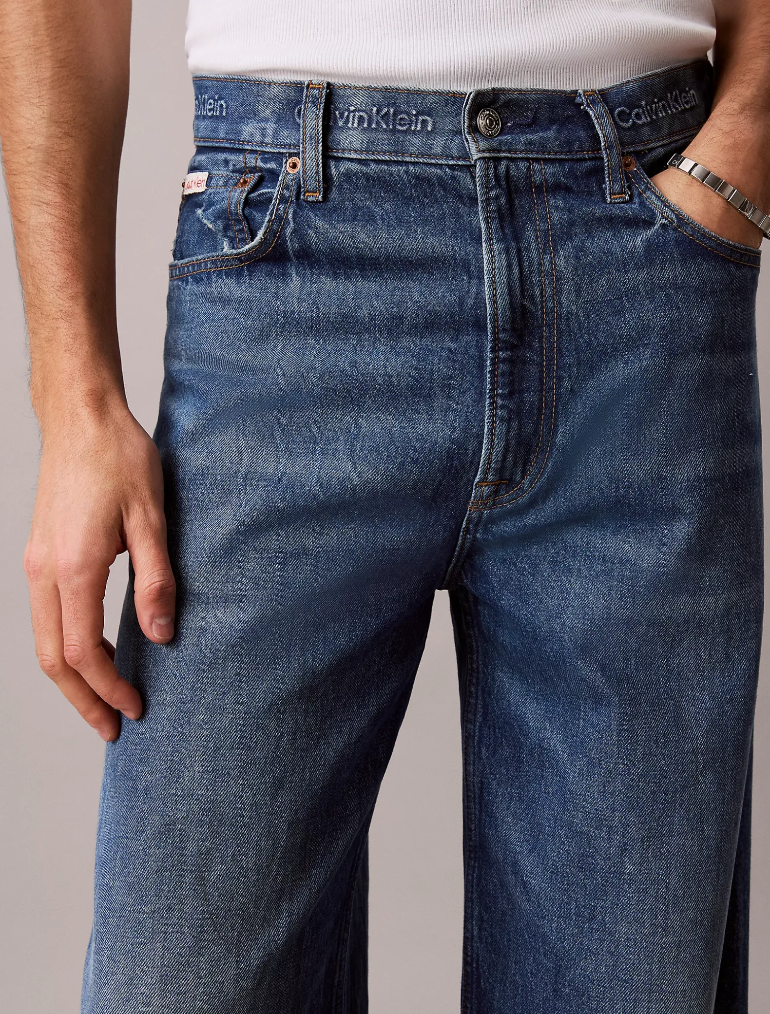 Baggy jeans