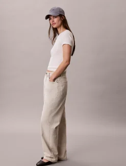 Barrel Leg Jeans