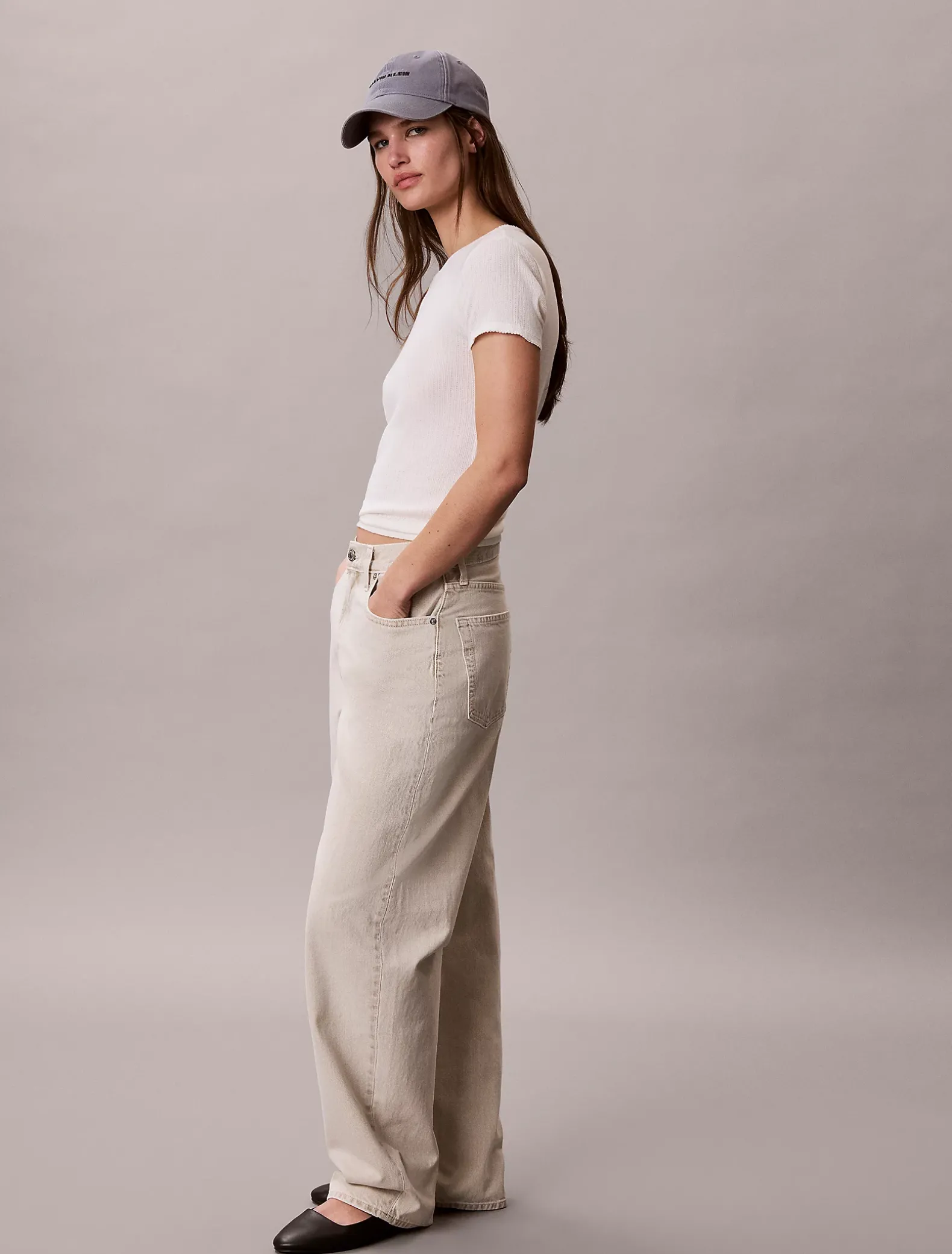 Barrel Leg Jeans