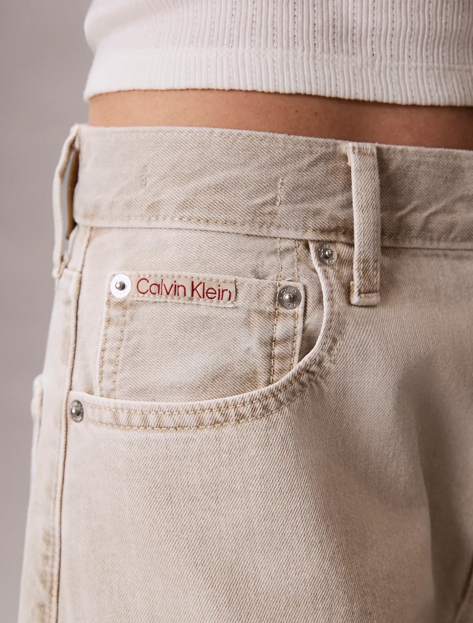 Barrel Leg Jeans