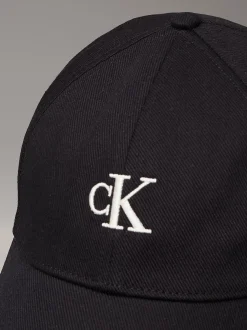 Baseballpet met geborduurd monogram