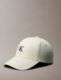 Baseballpet met geborduurd monogram
