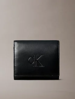 Bifold portemonnee met monogram in reliëf