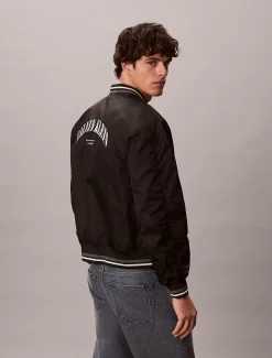 Bomberjack met Varsity-logo