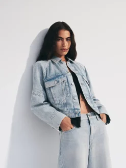 Boxy denimjack met logotape