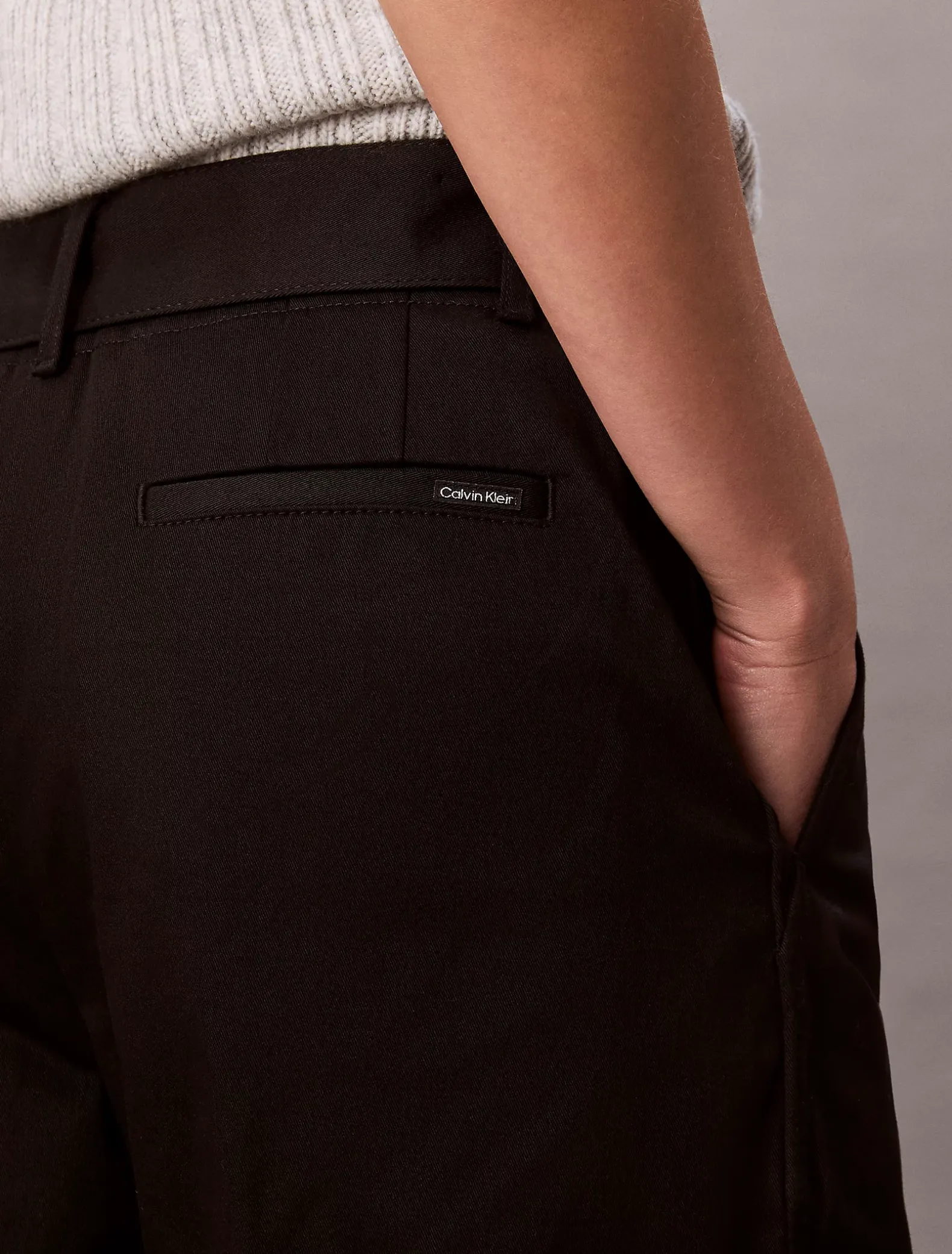 Broek van twillkatoen met riem
