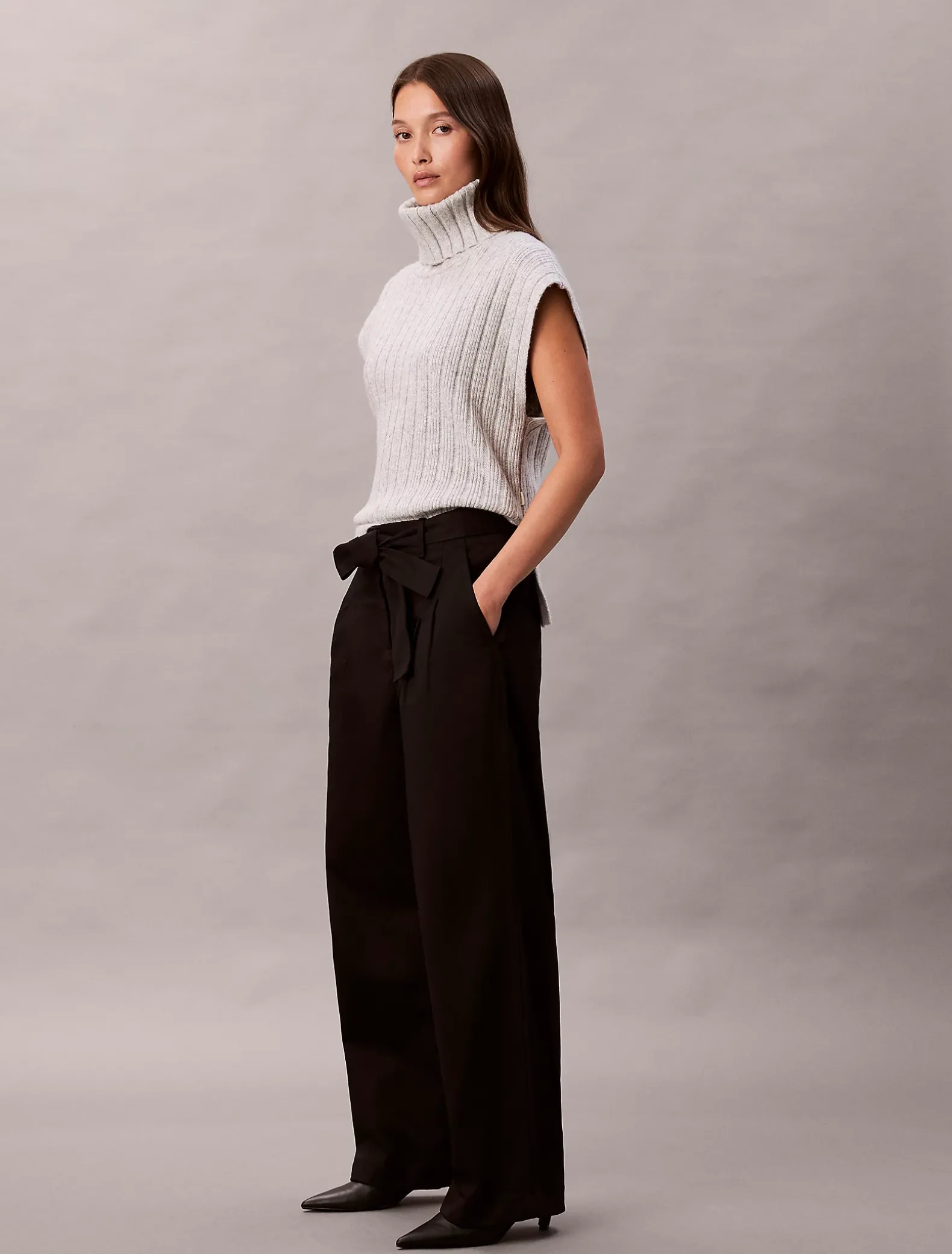 Broek van twillkatoen met riem
