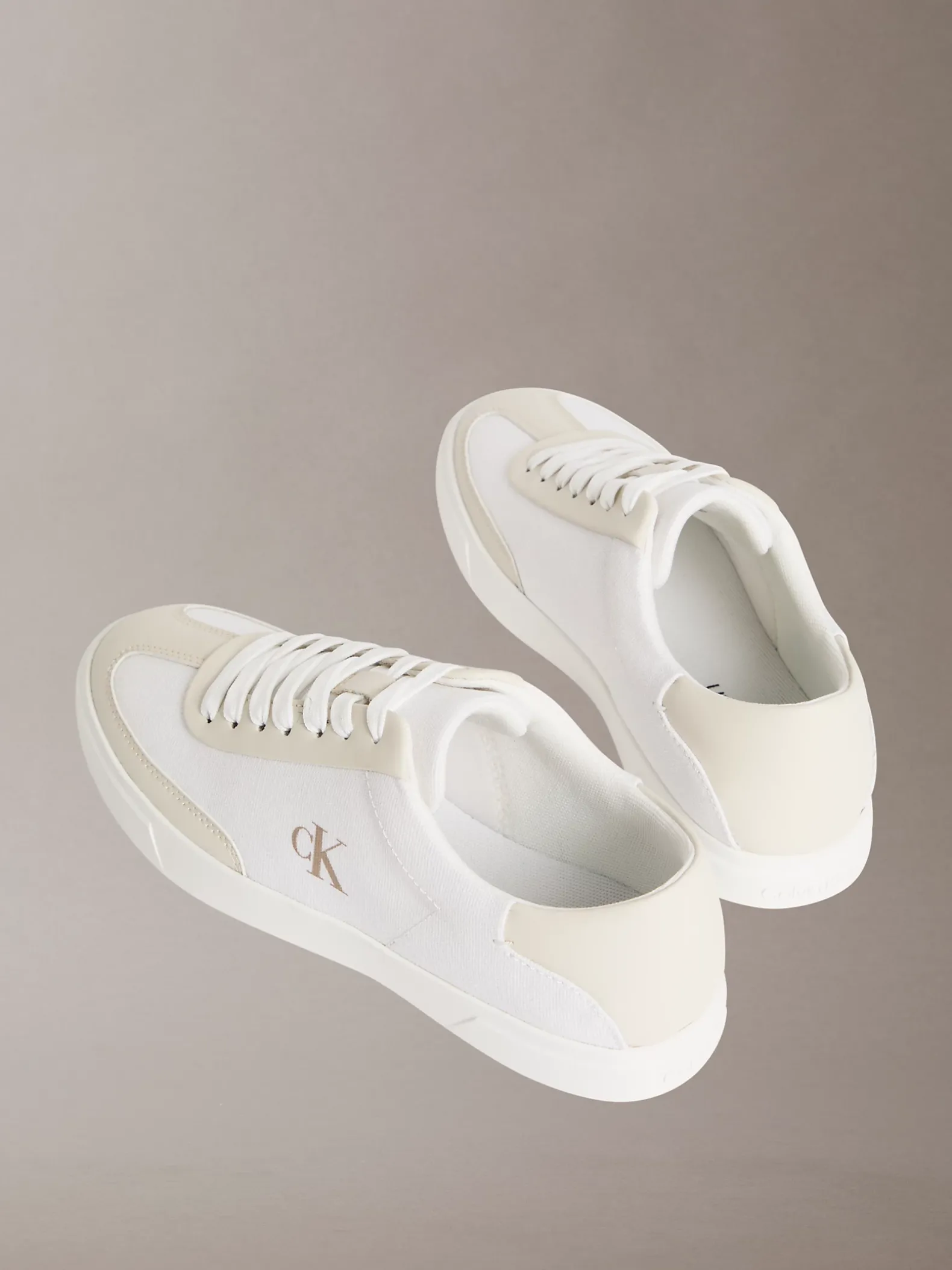 Brooke - Canvas sneakers met Signature logo