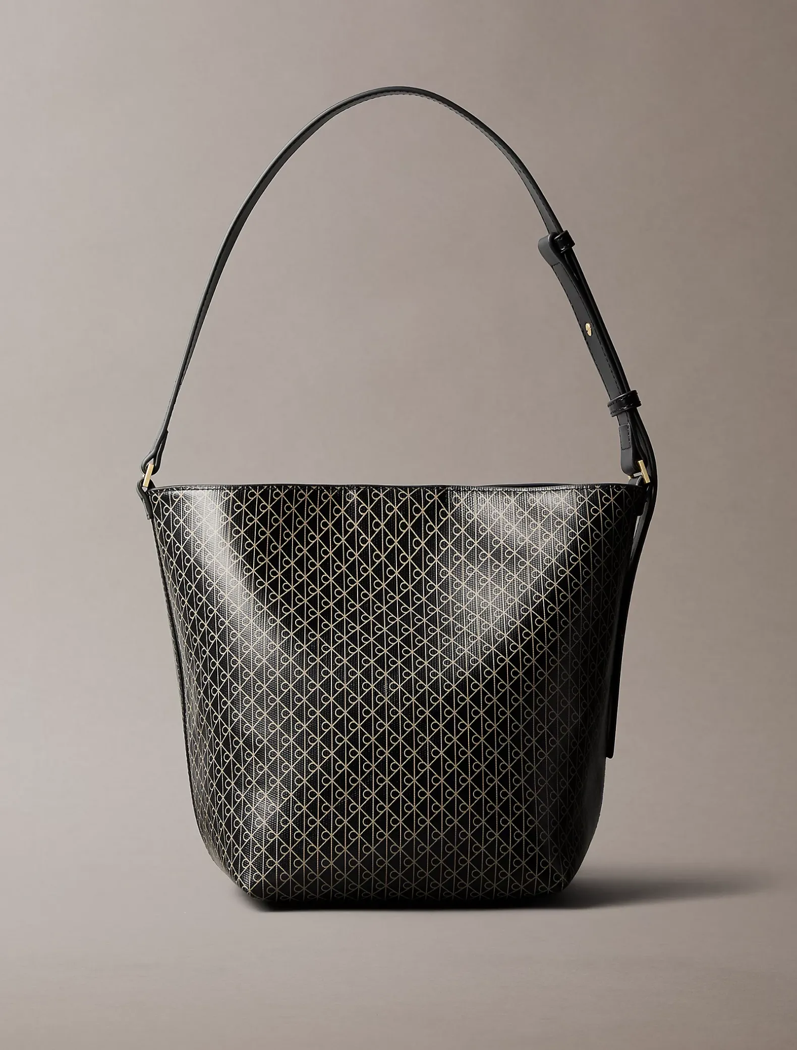 Bucket bag met all-over embleemlogo