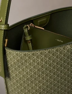 Bucket bag met all-over embleemlogo