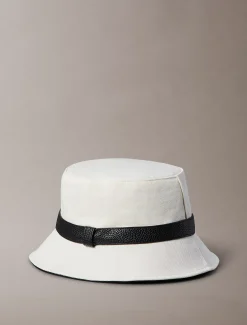 Canvas bucket hat