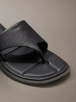 Carla - Leren teenslippers met vierkante teen