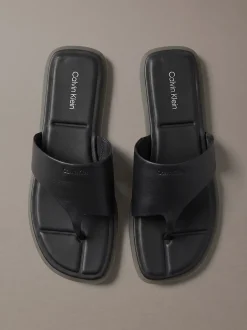 Carla - Leren teenslippers met vierkante teen