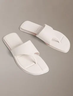 Carla - Leren teenslippers met vierkante teen