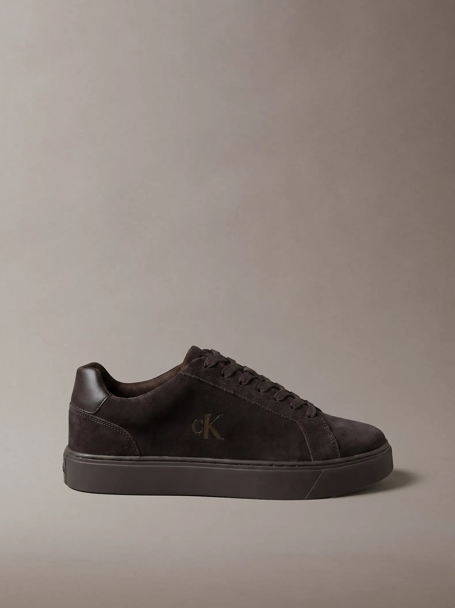 CK Baseline - Signature suède sneakers met logo