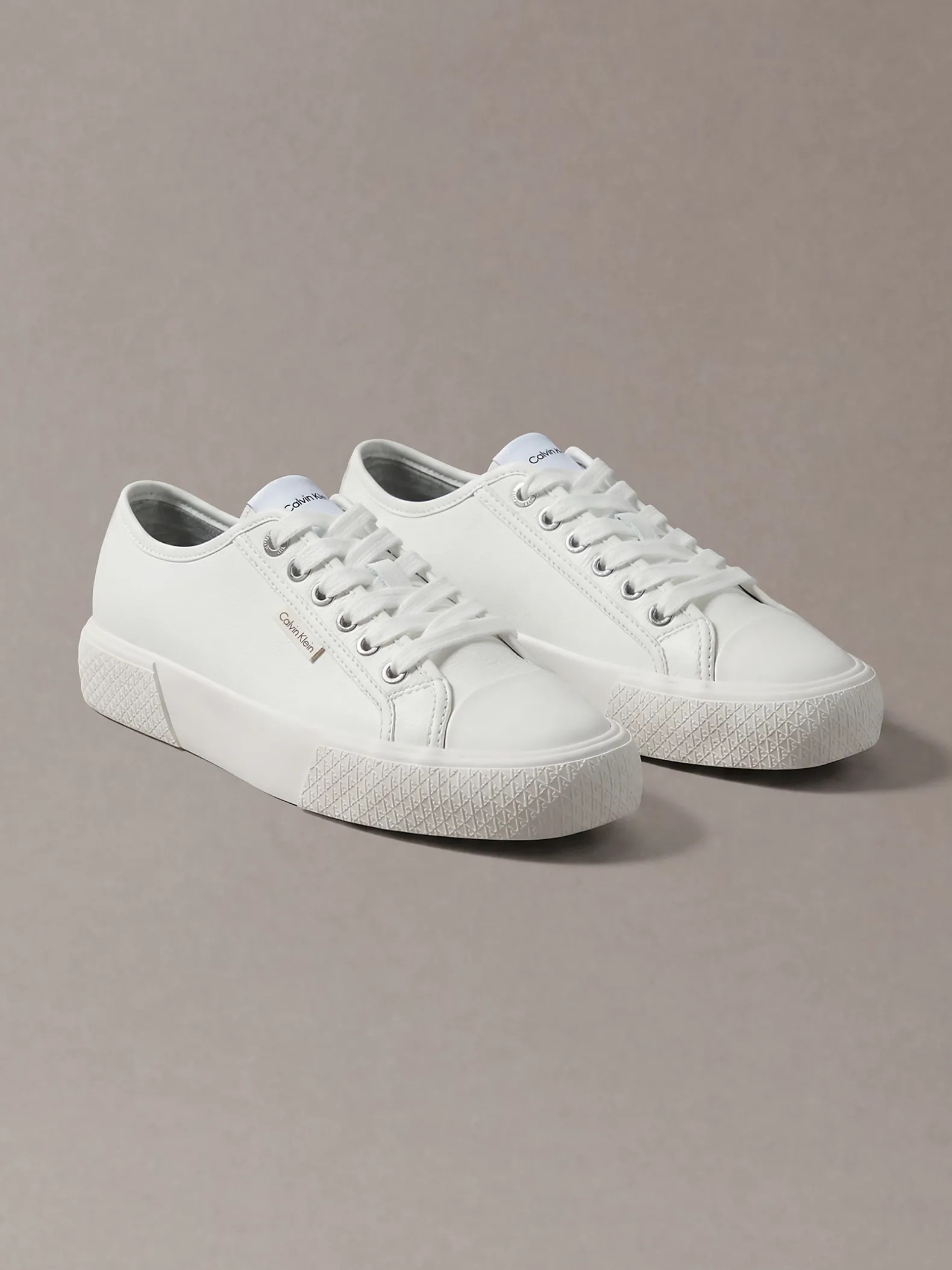 CK Luna - Leren sneakers met logo