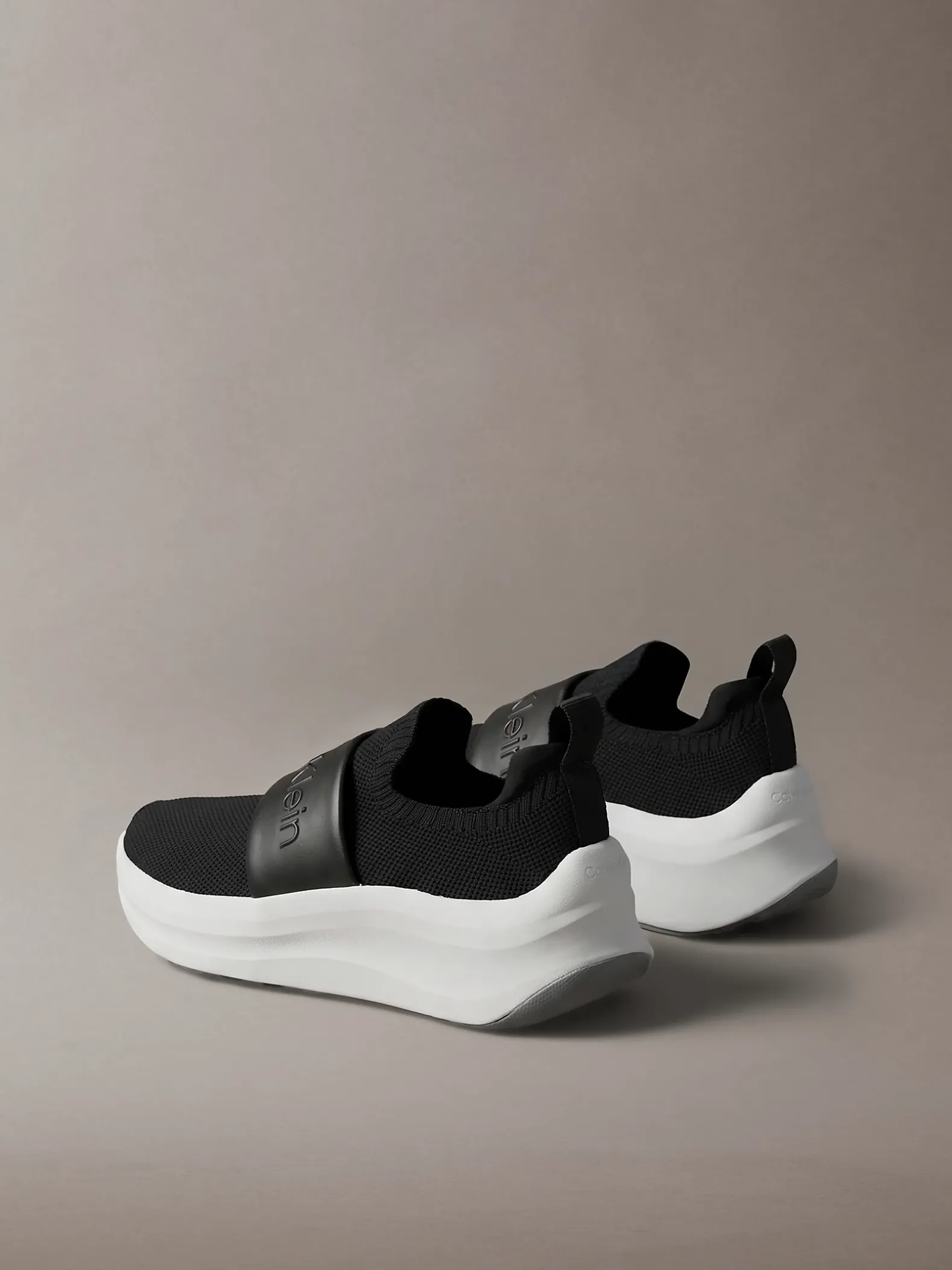 CK Volumax - Slip-on hardloopschoenen