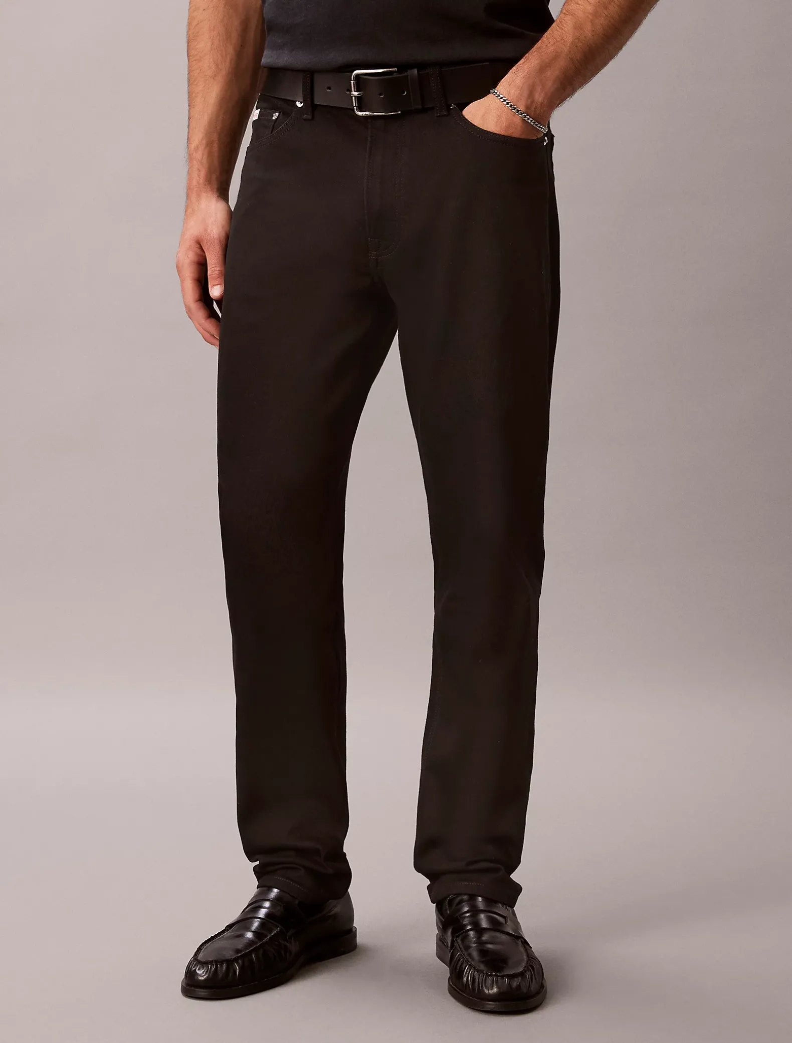 Classic tapered jeans