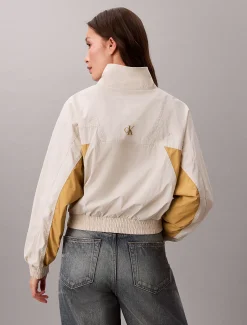 Cropped nylon jack met colourblock