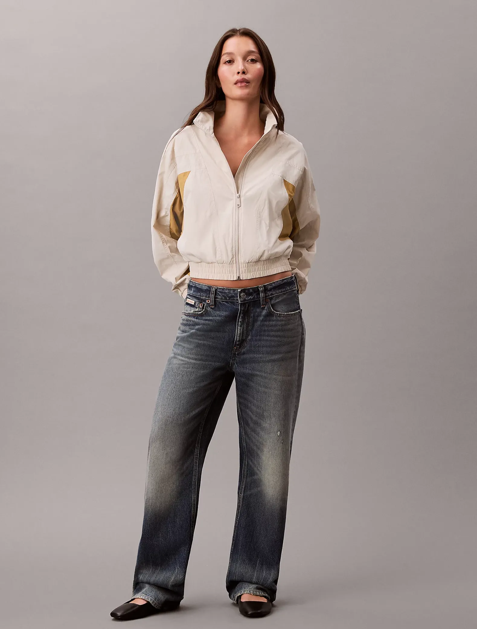 Cropped nylon jack met colourblock