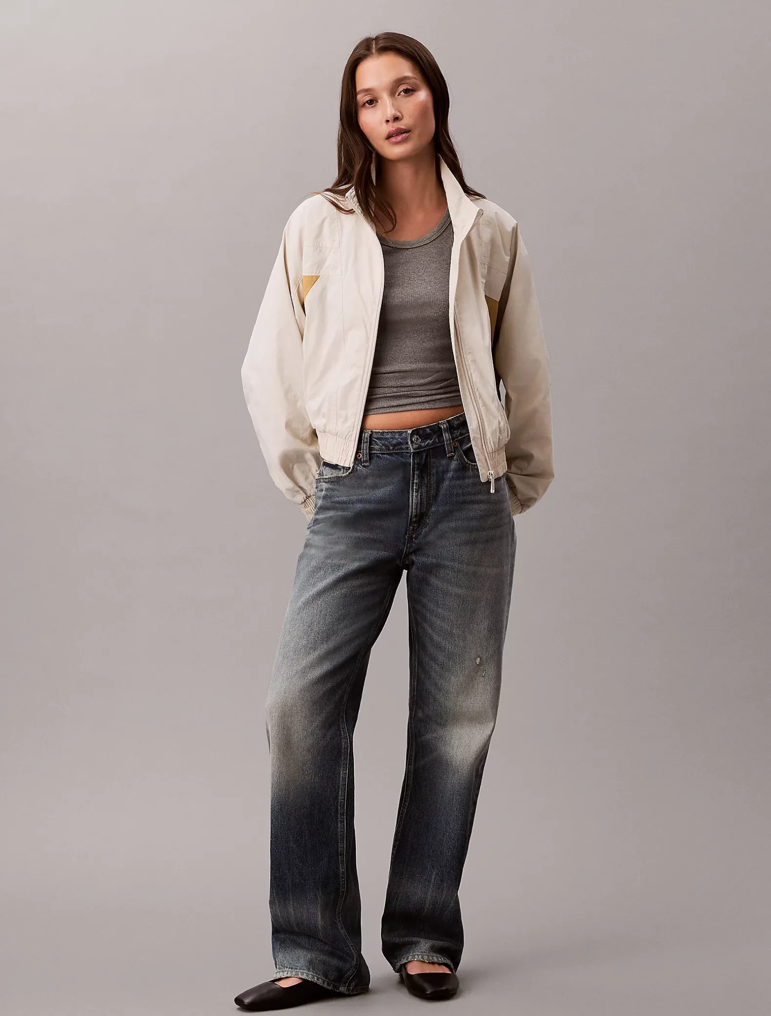 Cropped nylon jack met colourblock