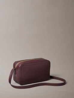 Crossbody tas met monogram in reliëf