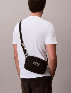 Crossover cameratas met heritage logo