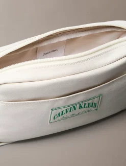 Crossover cameratas met heritage logo