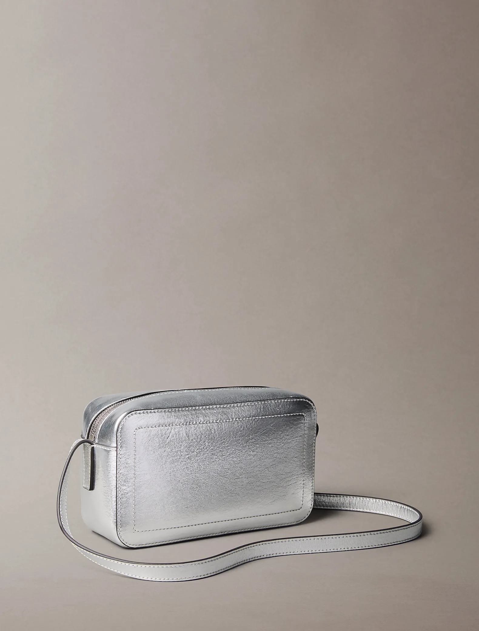 Crossover tas met metallic logo