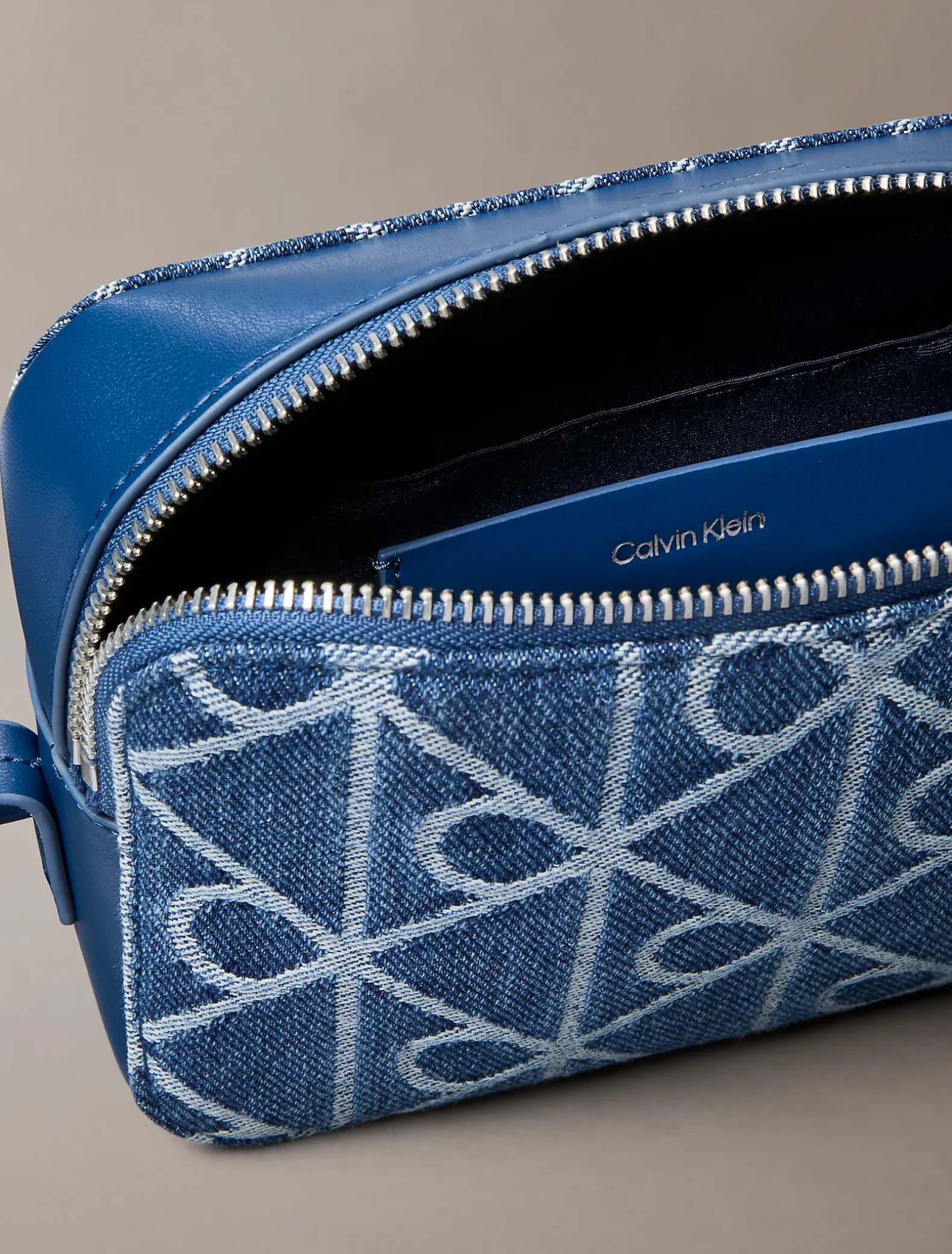 Denim all-over embleemlogo cameratas