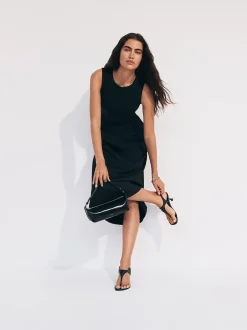 Fit en flare mouwloze halflange jurk