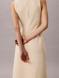 Fit en flare mouwloze halflange jurk