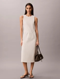 Fit en flare mouwloze halflange jurk