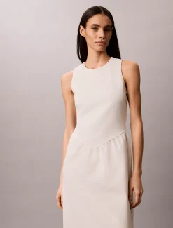 Fit en flare mouwloze halflange jurk