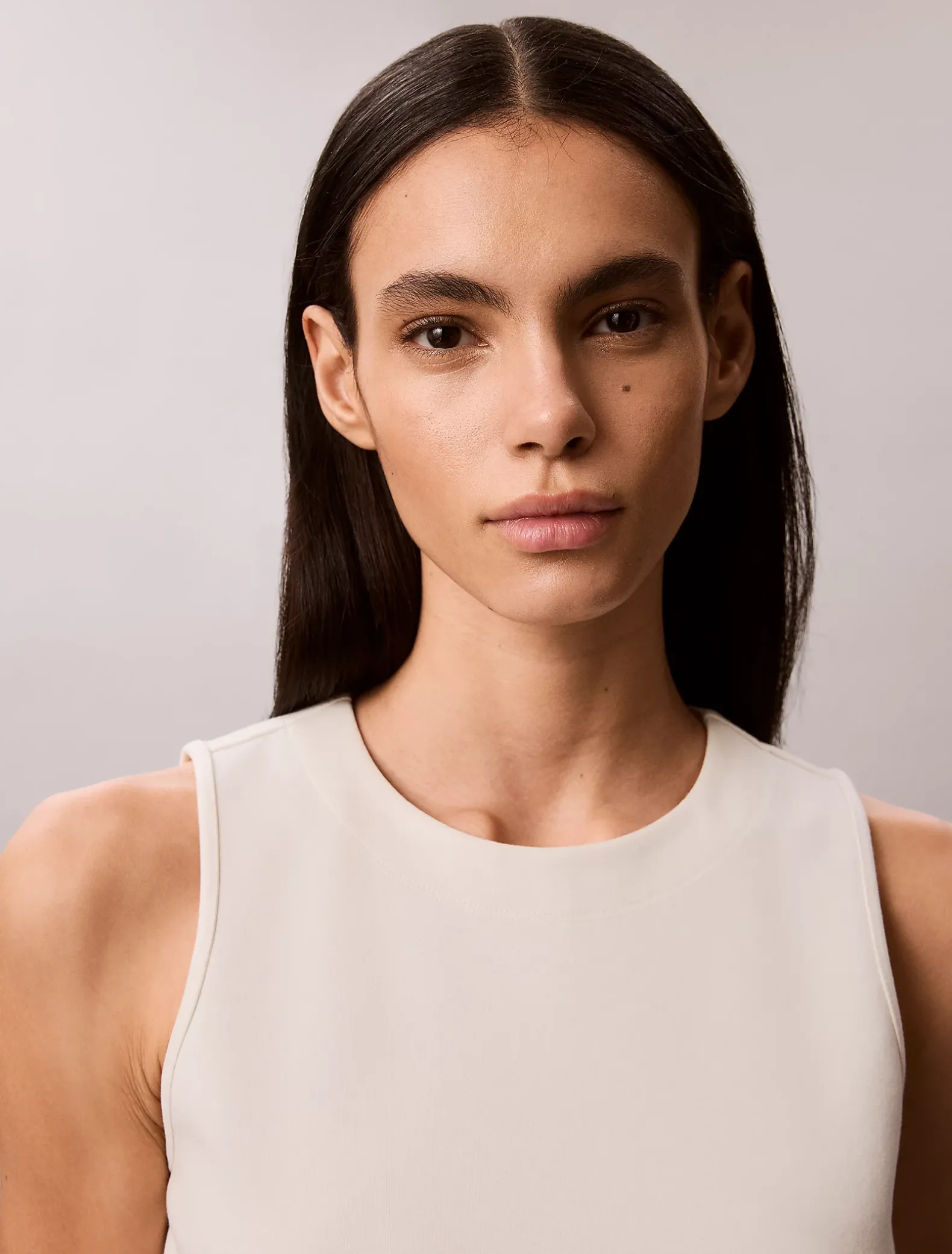 Fit en flare mouwloze halflange jurk