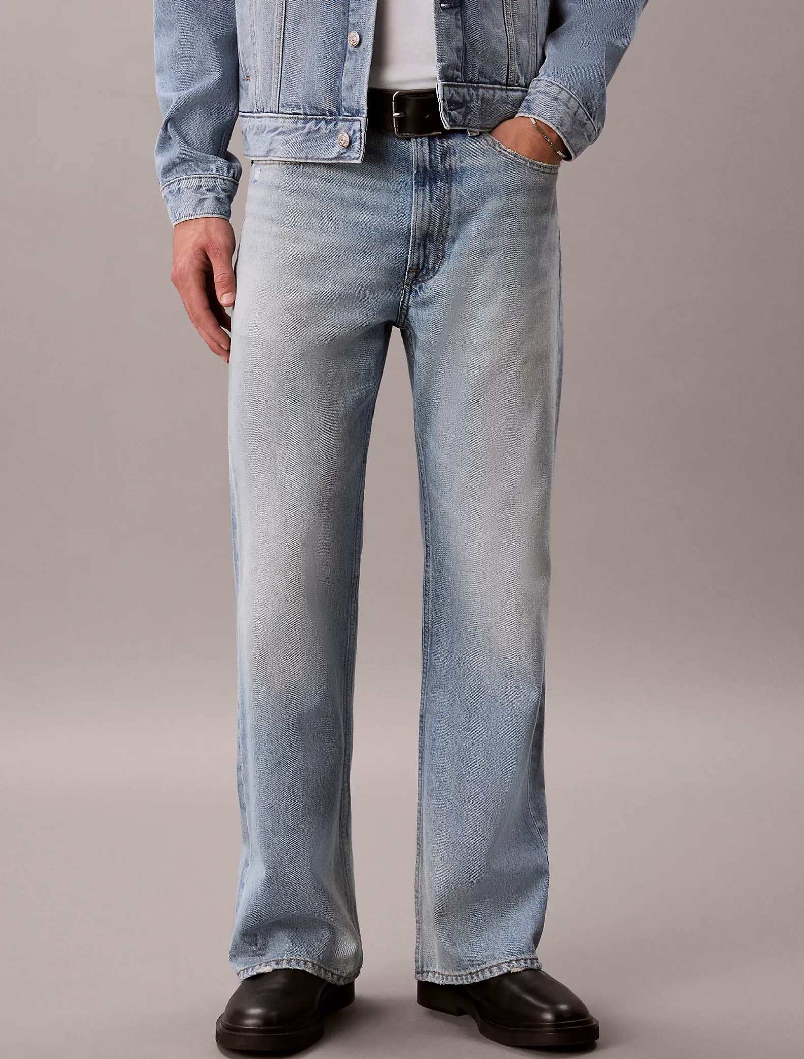 Flared jeans