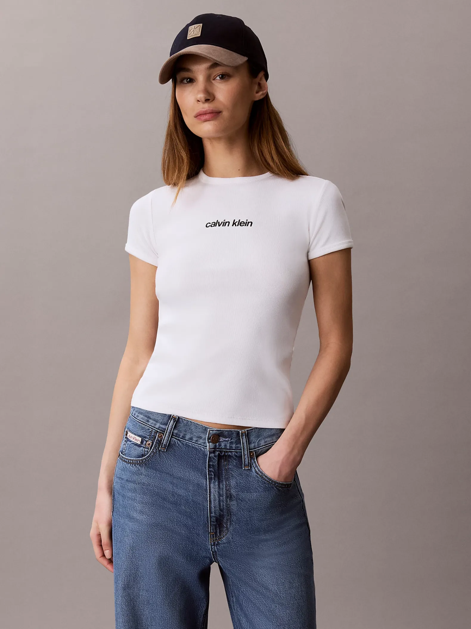 Geribbeld T-shirt met geborduurd logo