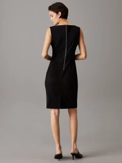 Gerimpelde slim jurk
