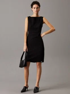 Gerimpelde slim jurk