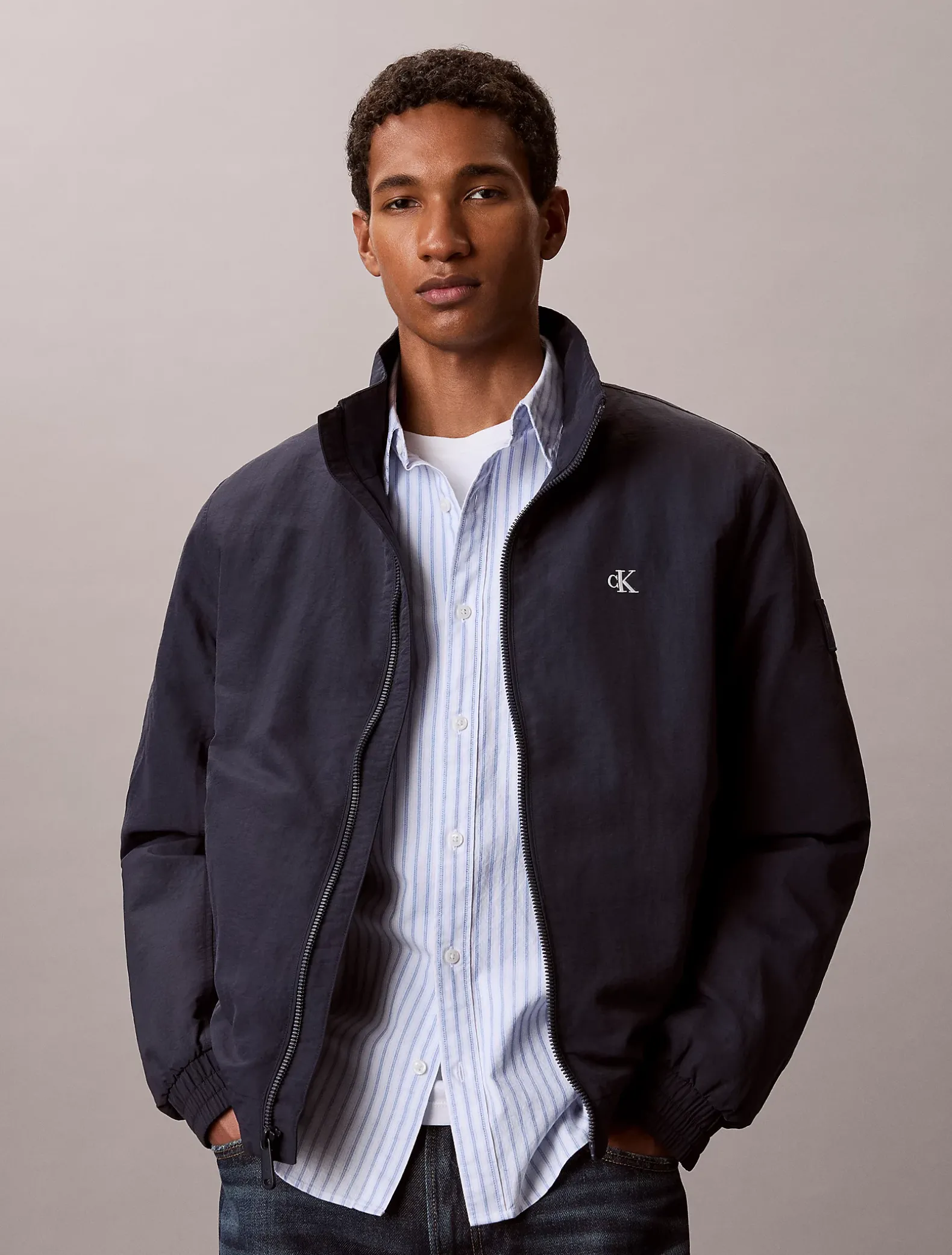 Gewatteerd nylon jack met rits