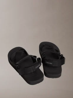 Geweven en verstelbare sandalen