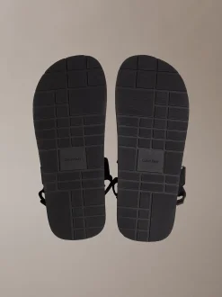 Geweven en verstelbare sandalen