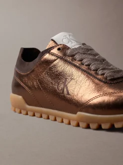 Glanzende, platte hardloopschoenen