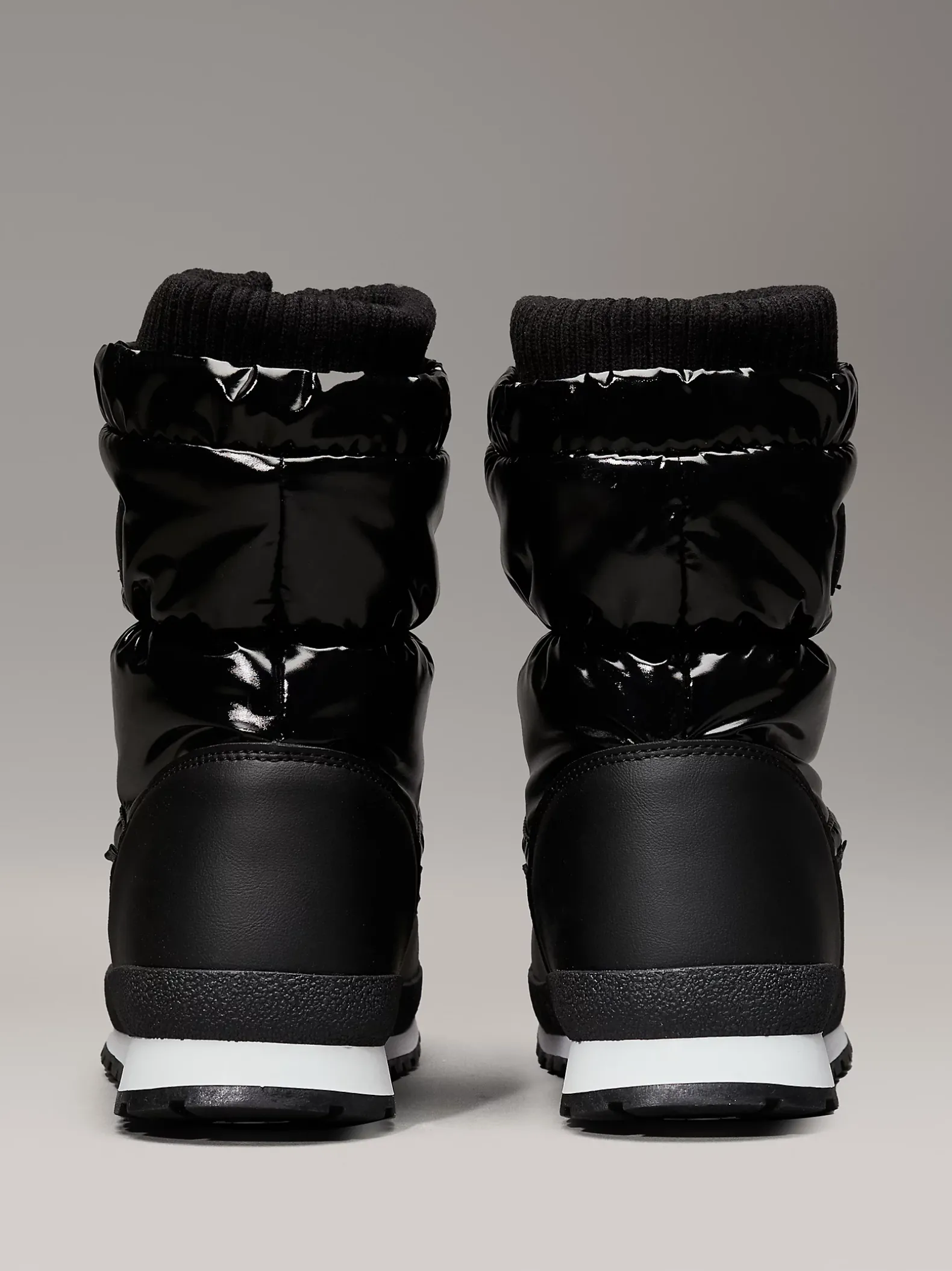 Glanzende snowboots