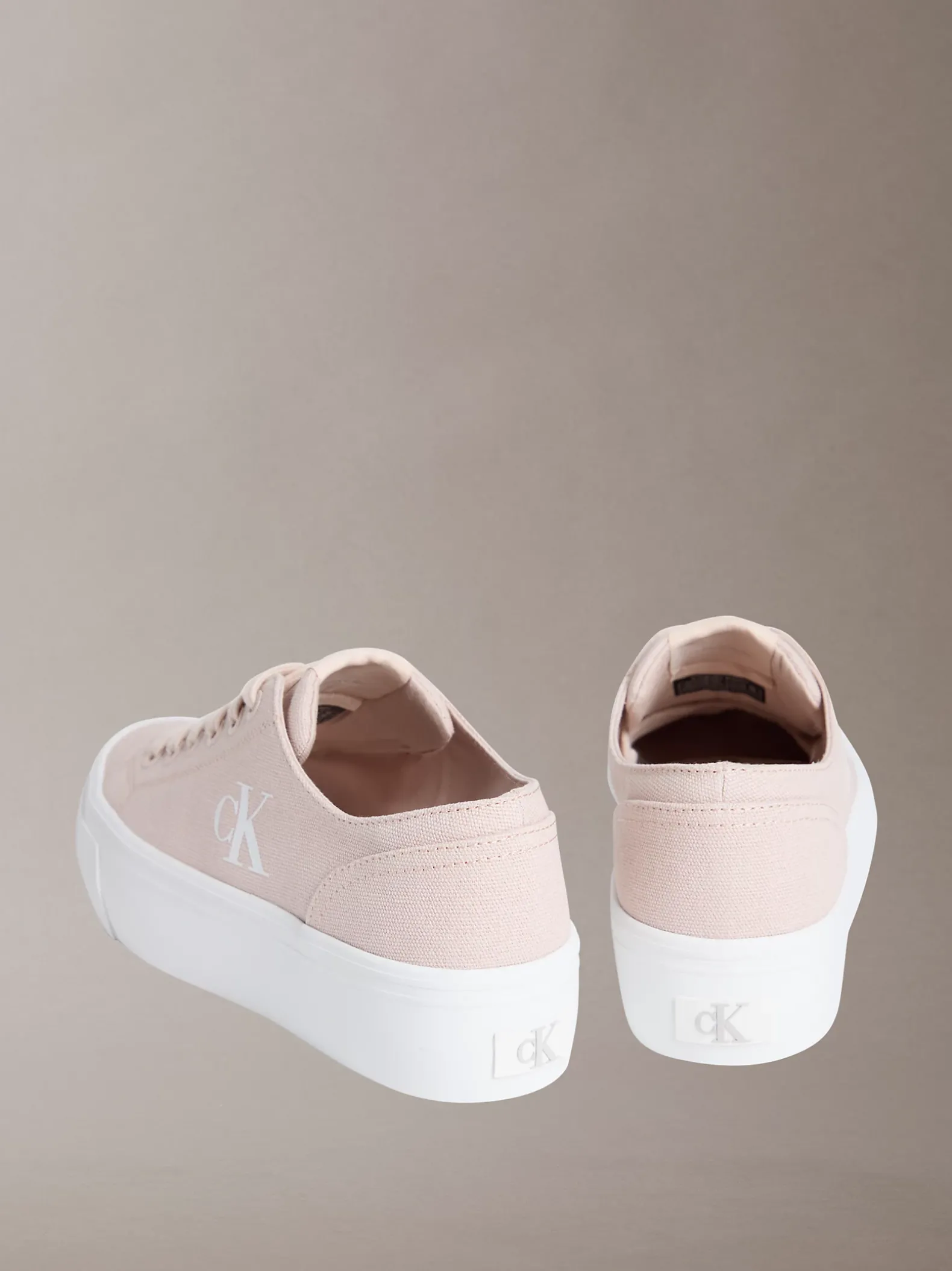 Graz - Canvas plateau sneakers met logo