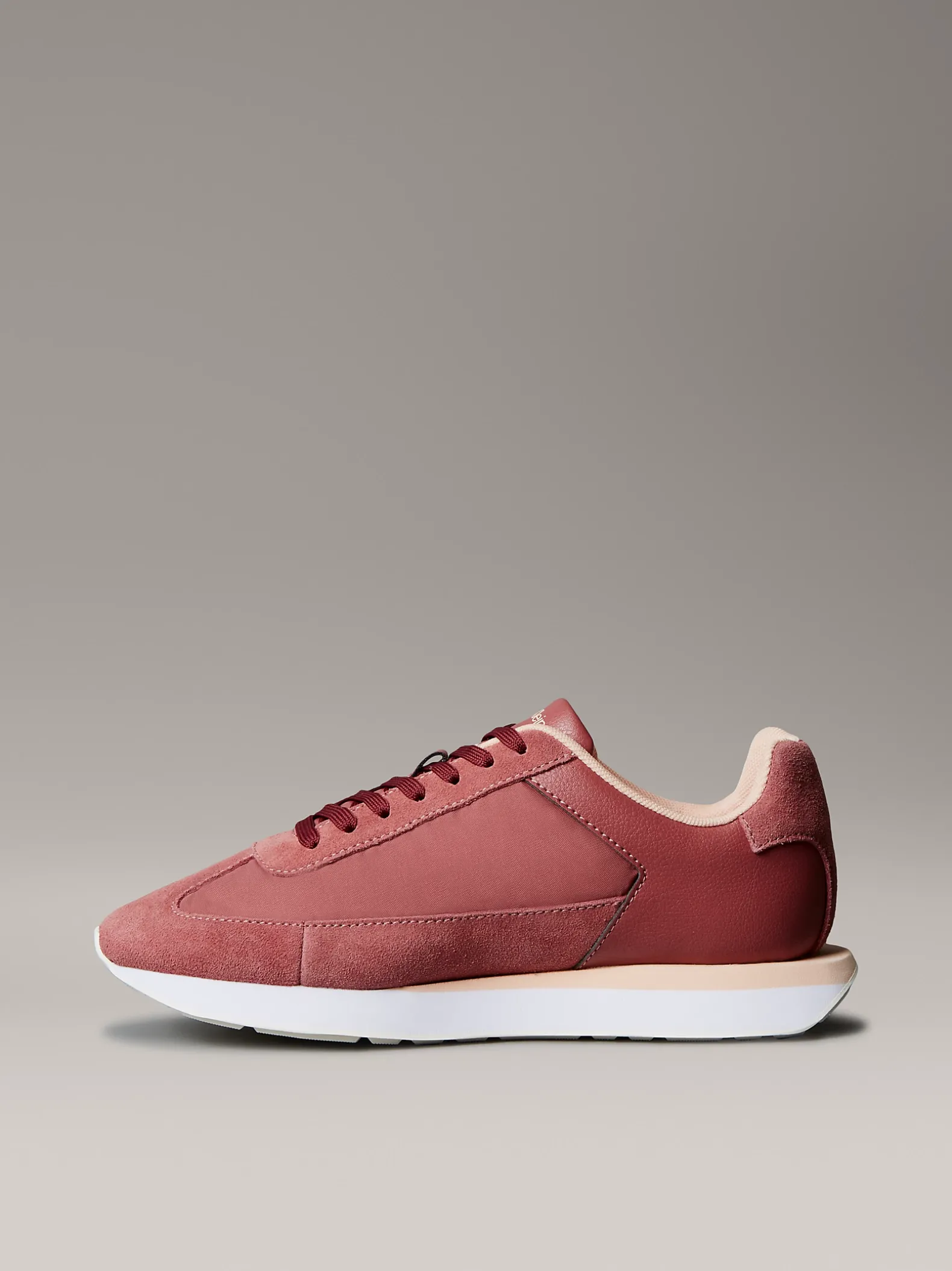 1979 - Hardloopsneakers met signature logo